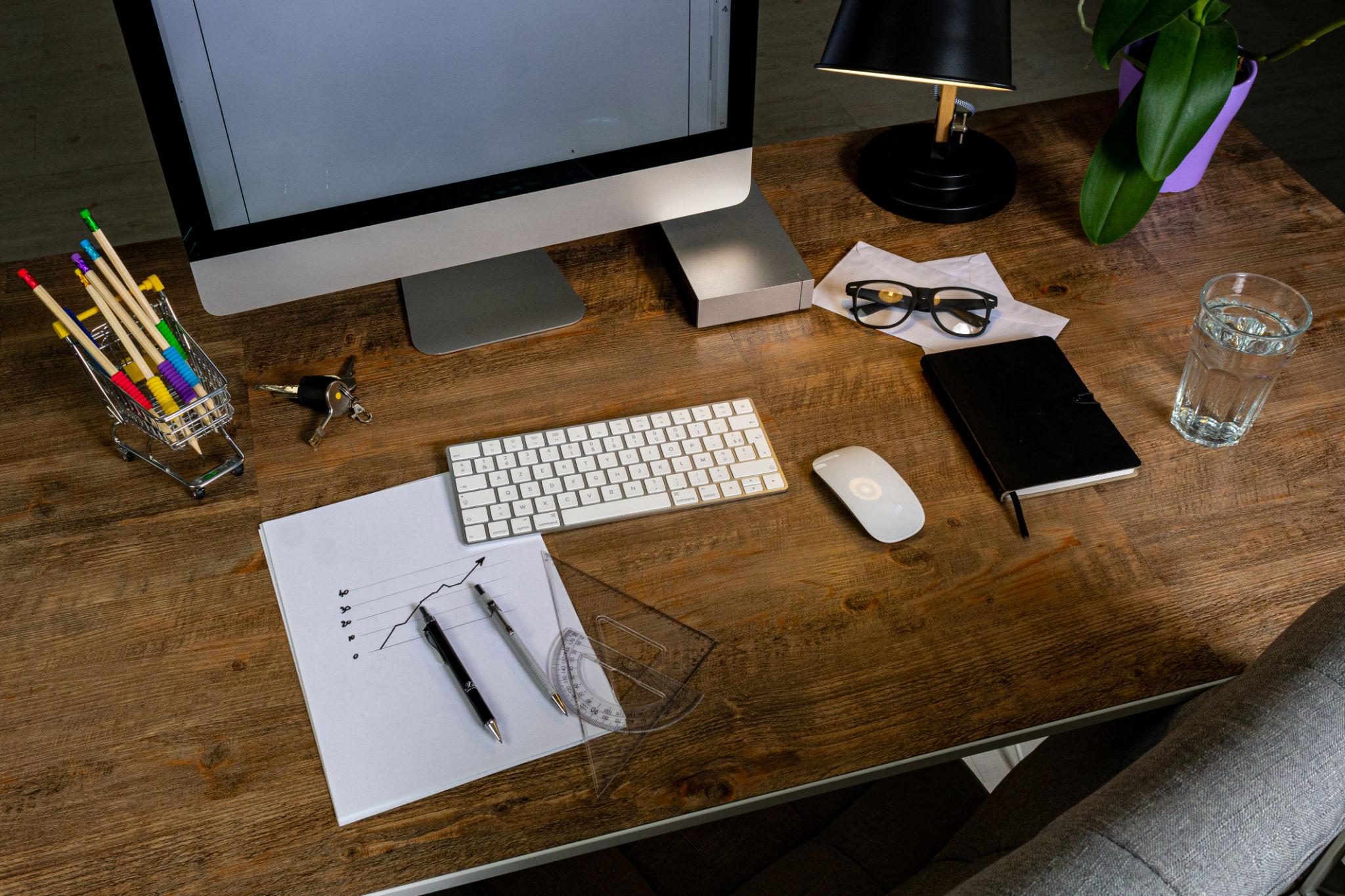Accessoires et rangement de bureau